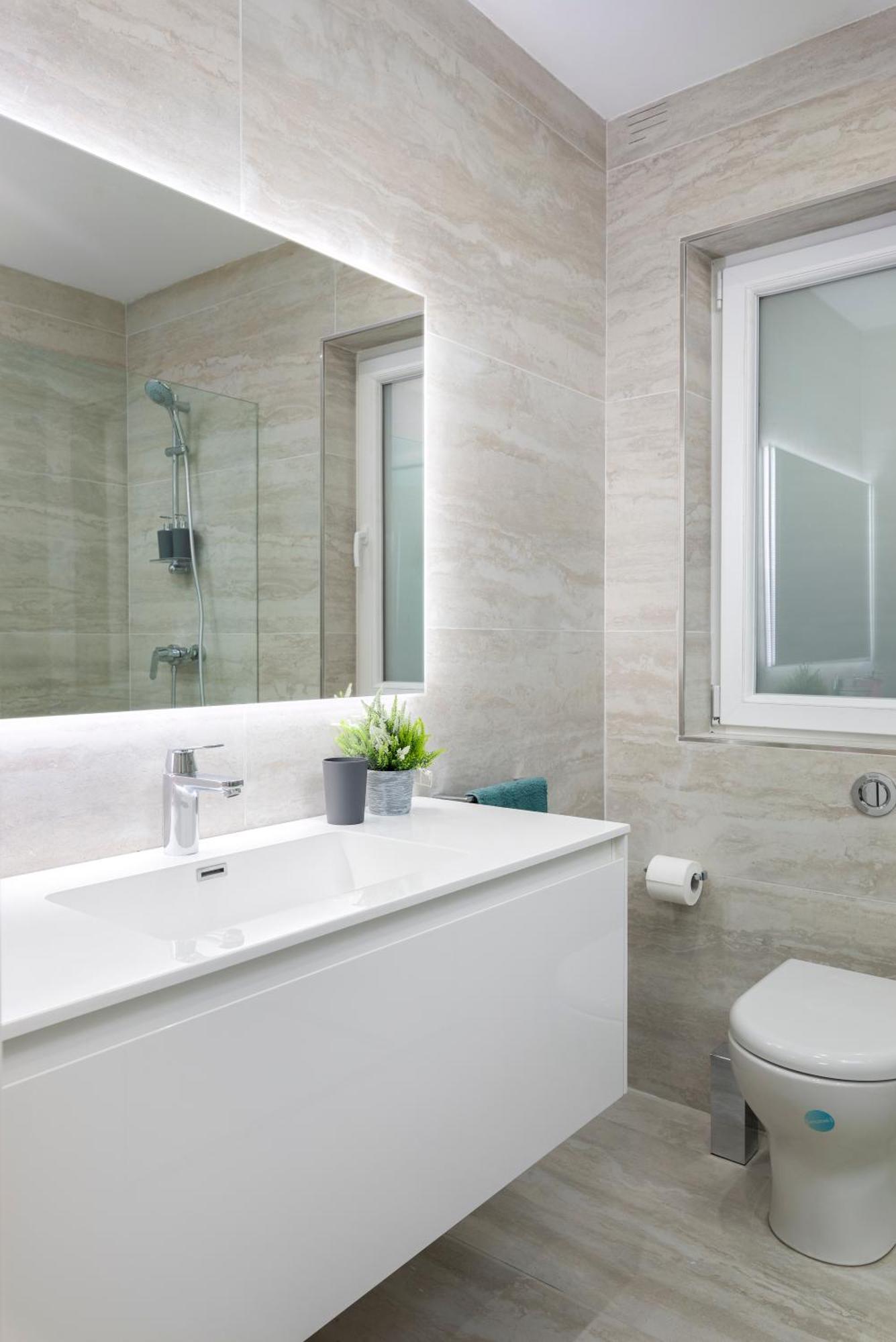 Chic, Modernized Maisonette - Close To Tigne Point, & Saint Julian's Apartment *